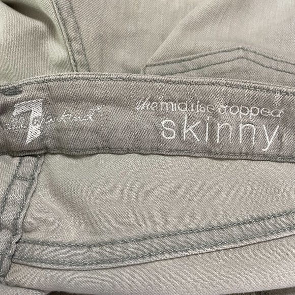 7 For All Mankind The‎ Mid Rise Cropped Skinny Jeans Faded Gray Size 27 - Picture 7 of 8